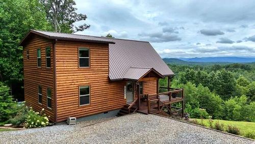 739 Carolina Fox Cir, Murphy, NC, 28906-2071 | Card Image