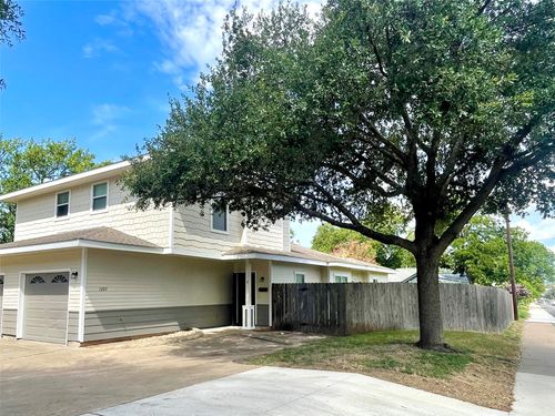 a-1207 W North Loop Blvd, Austin, TX, 78756-2123 | Card Image