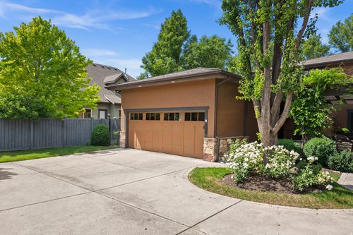 4702 S Millrace Ln, Murray, UT, 84107-4061 | Card Image