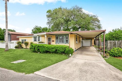 24 Mary St, Norco, LA, 70079-2238 | Card Image