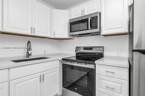 257-257 Fanshaw G, Boca Raton, FL, 33434-3088 | Card Image