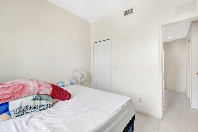 1910 Shoma Dr, Condo with 3 bedrooms, 4 bathrooms and null parking in Royal Palm Beach FL | Image 31