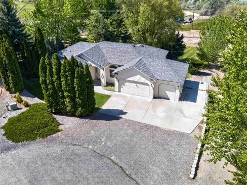 100 S Etiwanda Ct, Kennewick, WA, 99338-9347 | Card Image