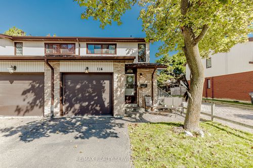 114-114 Foster Cres, Brampton, ON, L6V3M8 | Card Image