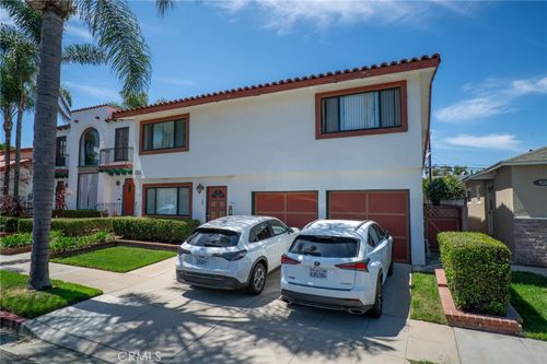 825 Roswell Ave, Long Beach, CA, 90804-5570 | Card Image