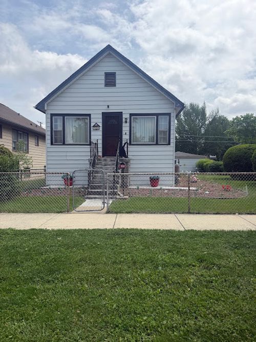 1044 Ferdinand Ave, Forest Park, IL, 60130-2204 | Card Image