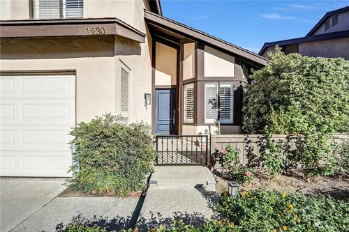 1230 Stonewood Dr, Duarte, CA, 91010 | Card Image