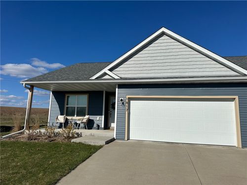 1817 Ridgewood Cir, Menomonie, WI, 54751-5015 | Card Image