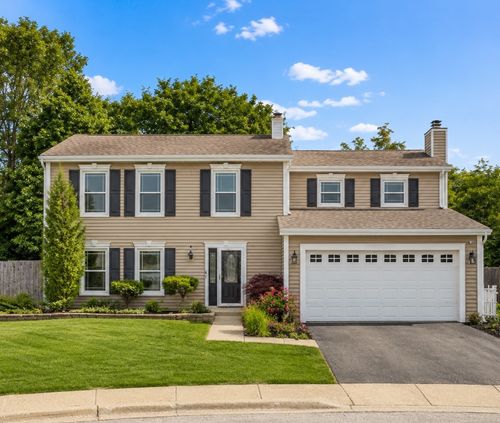 25W142 Windham Hill Ct, Naperville, IL, 60540-3786 | Card Image