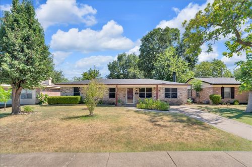 2210 Starlite Ln, Irving, TX, 75061-6958 | Card Image
