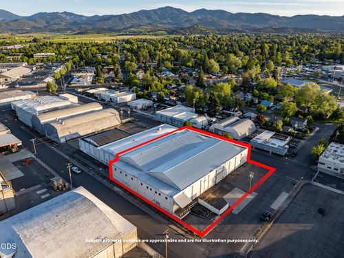 715 S Grape Street, Medford, OR, 97501 | Card Image