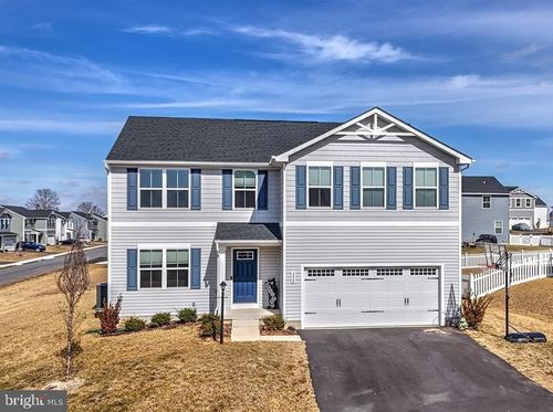 338 Otero Ln, HEDGESVILLE, WV, 25427-7721 | Card Image