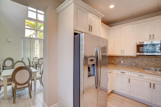 92 Palmetto Ln, House other with 4 bedrooms, 3 bathrooms and null parking in Royal Palm Beach FL | Image 75
