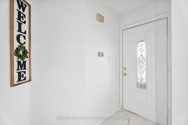 67 Hartrick Pl, House other with 4 bedrooms, 3 bathrooms and 3 parking in Whitby ON | Image 5