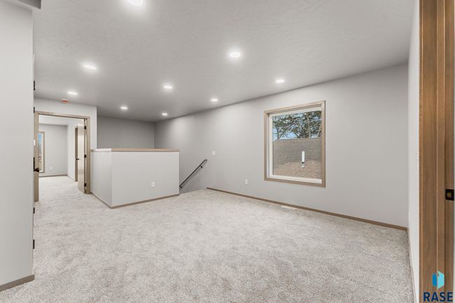 711 Dakota Ave, Townhouse with 3 bedrooms, 3 bathrooms and null parking in Dell Rapids SD | Image 15