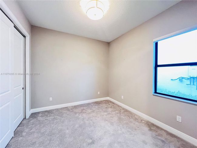 12070 - 12070 N Baypoint Cir, House other with 3 bedrooms, 2 bathrooms and null parking in Parkland FL | Image 27