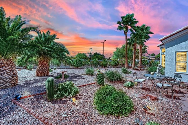 10001 Cresent Creek Dr, House other with 2 bedrooms, 2 bathrooms and null parking in Las Vegas NV | Image 61