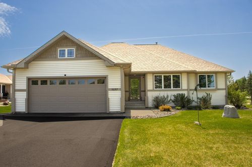 5057 Linden Trl N, Lake Elmo, MN, 55042-8545 | Card Image