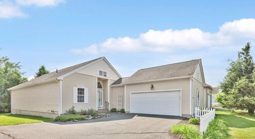 14-14 Ross Way, Windsor Locks, CT, 06096-1268 | Card Image