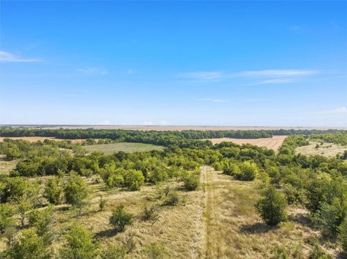 000 Us Highway 77, Rosebud, TX, 76570 | Card Image