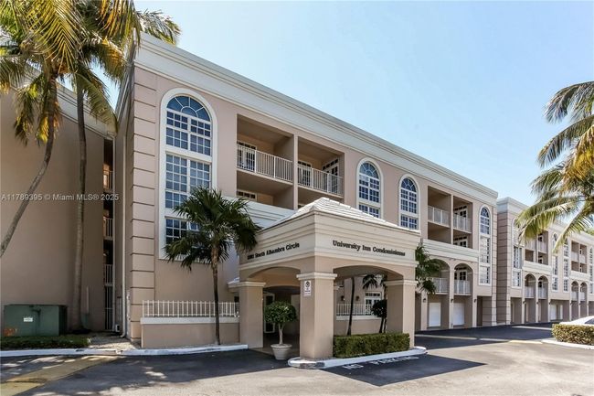 APT-2111 - 1280 S Alhambra Cir, Condo with 2 bedrooms, 2 bathrooms and null parking in Coral Gables FL | Image 22
