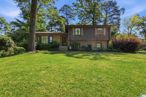3223 Cornwall Dr, HOOVER, AL, 35226-2607 | Card Image