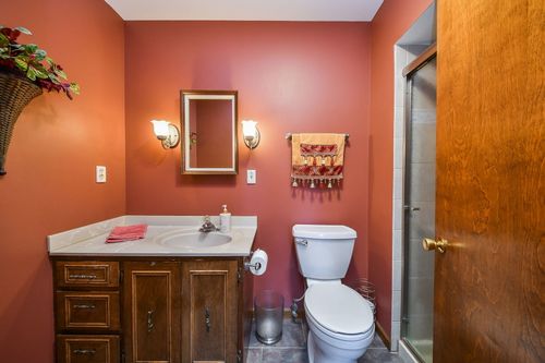 220 Georgeanna St, Yorkville, IL, 60560-1143 | Card Image