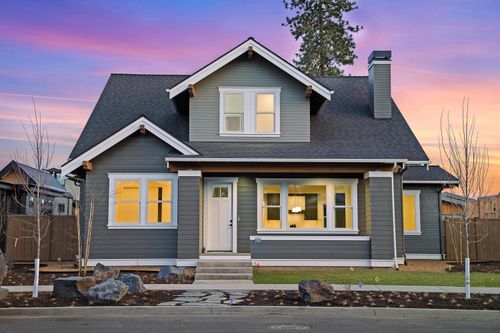 255-3329 Nw Leavitt Ln, Bend, OR, 97703-1155 | Card Image