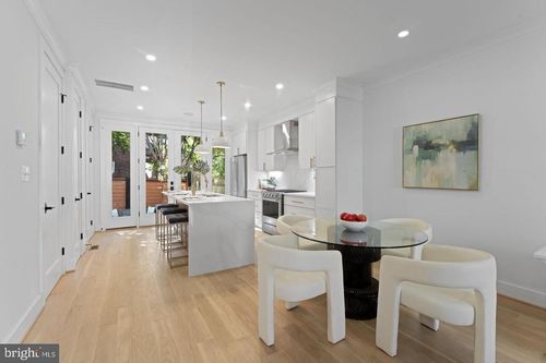 602 U St Nw, WASHINGTON, DC, 20001-2341 | Card Image