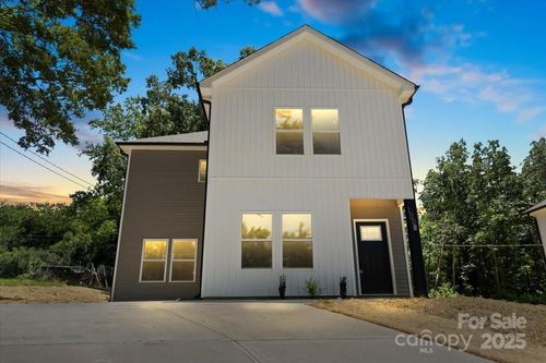 b-100 Boyette St, Albemarle, NC, 28001-5849 | Card Image