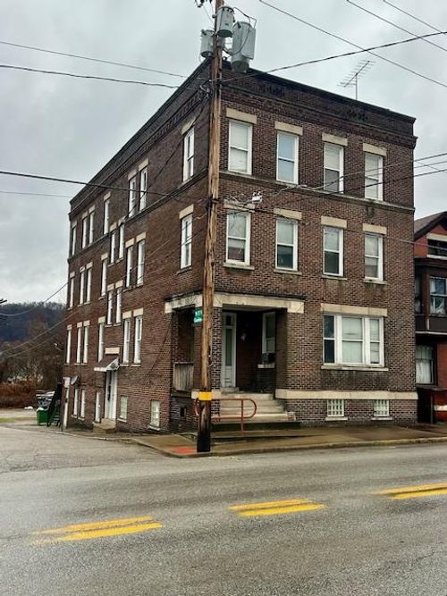 23 Garden Ct, Wheeling, WV, 26003-2443 | Card Image