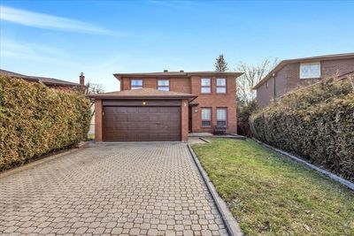 5 Burgundy Crt, House other with 4 bedrooms, 3 bathrooms and 8 parking in North York ON | Image 1