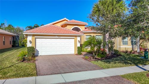 16121 Cape Coral Dr, WIMAUMA, FL, 33598-4045 | Card Image