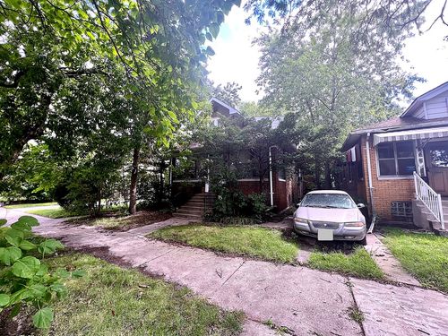 611 Hirsch Ave, Calumet City, IL, 60409-2785 | Card Image