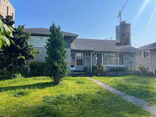 408 W 41st Ave, Vancouver, BC, V5Y2S7 | Card Image