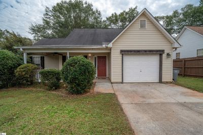 38 Ridge Road, House other with 3 bedrooms, 2 bathrooms and 1 parking in Greenville SC | Image 3