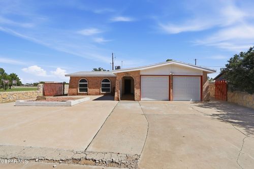 10484 Nolan Dr, El Paso, TX, 79924-2323 | Card Image