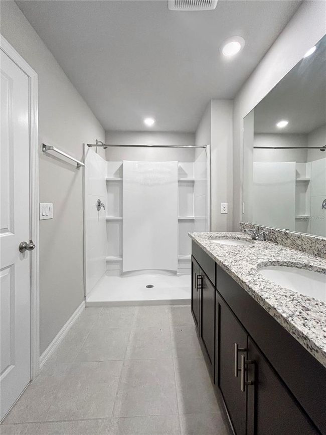 2764 Emory Sound Pl, Townhouse with 3 bedrooms, 3 bathrooms and null parking in BRANDON FL | Image 34