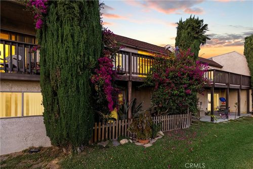 63-15614 Crestview Ln, Granada Hills, CA, 91344-3110 | Card Image