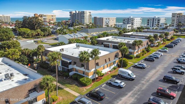 11206 - 2700 N Highway A1a, Condo with 2 bedrooms, 2 bathrooms and null parking in Indialantic FL | Image 27