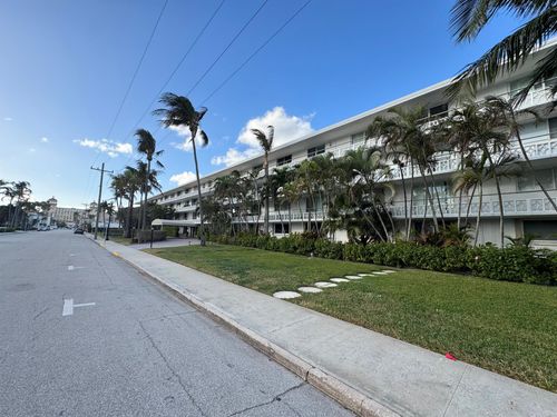 1090-139 Sunrise Ave, Palm Beach, FL, 33480-3962 | Card Image