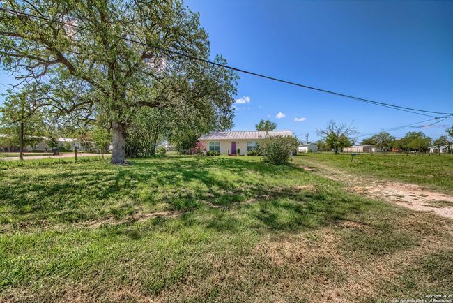 660 Ranch Road 1, House other with 3 bedrooms, 1 bathrooms and null parking in Stonewall TX | Image 29