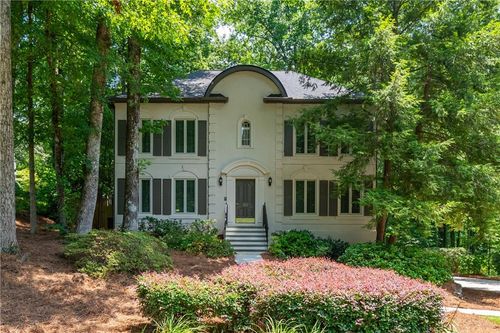 799 Birds Ml Se, Marietta, GA, 30067-5136 | Card Image