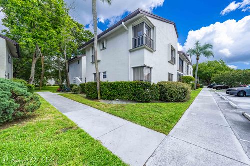3127 Cocoplum Cir, Coconut Creek, FL, 33063-5911 | Card Image