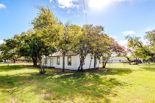 202 N Sycamore, Malone, TX, 76660-3117 | Card Image