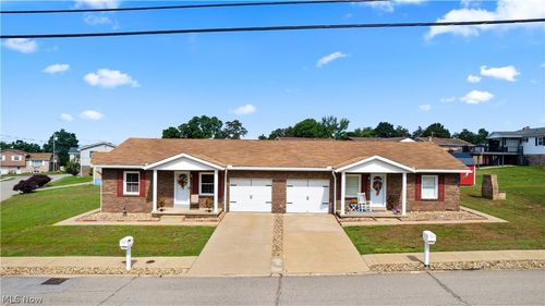 272-270-272 Oregon Ave, Weirton, WV, 26062-3256 | Card Image