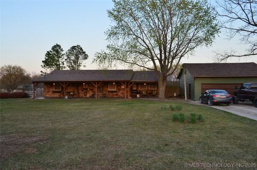 10739 N 25th West Ave, Sperry, OK, 74073-4103 | Card Image