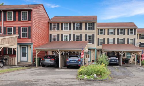 8K Rising Trail Ct, Middletown, CT, 06457-1676 | Card Image