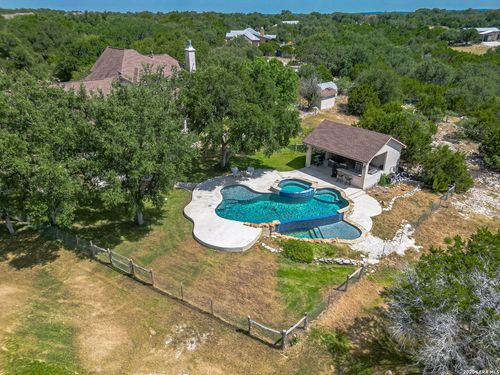 178 Concho Ln, Boerne, TX, 78006-3842 | Card Image