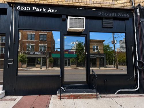 6515 Park Ave, West New York, NJ, 07093-6981 | Card Image